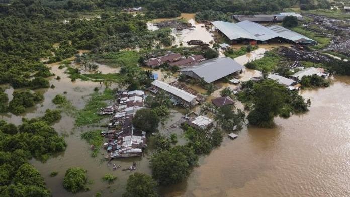 Flood Victims in Sarawak Exceed 10,000 as 59 Relief Centres Open 1 Flood Victims in Sarawak Exceed 10,000 as 59 Relief Centres Open