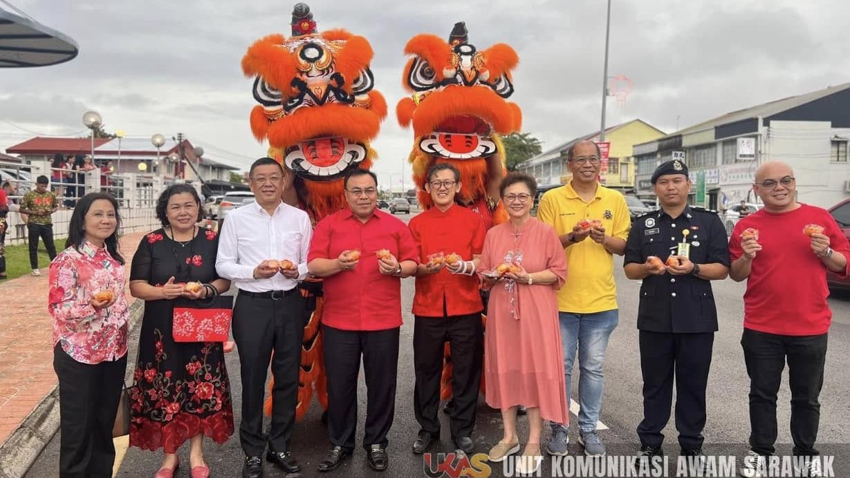 KJM Sungai Maong & DBKU Spread Festive Cheer with Mandarin Limes for CNY 2025 1 KJM Sungai Maong & DBKU Spread Festive Cheer with Mandarin Limes for CNY 2025