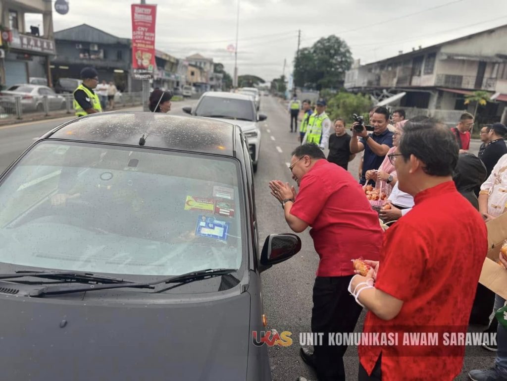 KJM Sungai Maong & DBKU Spread Festive Cheer with Mandarin Limes for CNY 2025 2 KJM Sungai Maong & DBKU Spread Festive Cheer with Mandarin Limes for CNY 2025