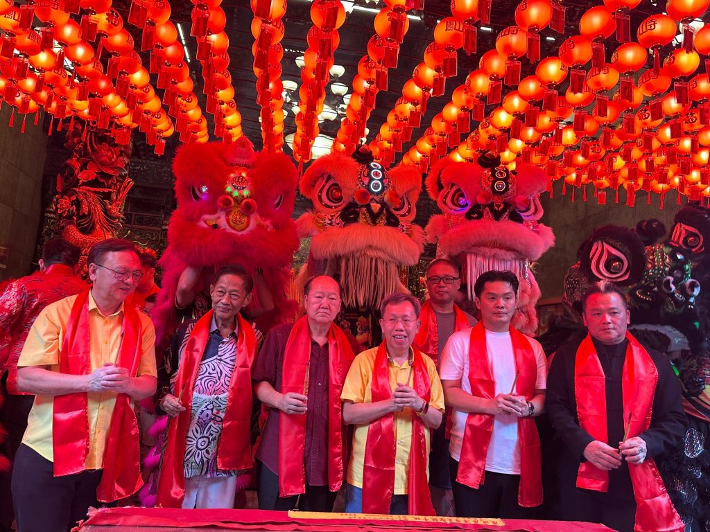 Kuching Lion Dance Team’s Eye-Opening Ceremony Welcomes Year of the Snake