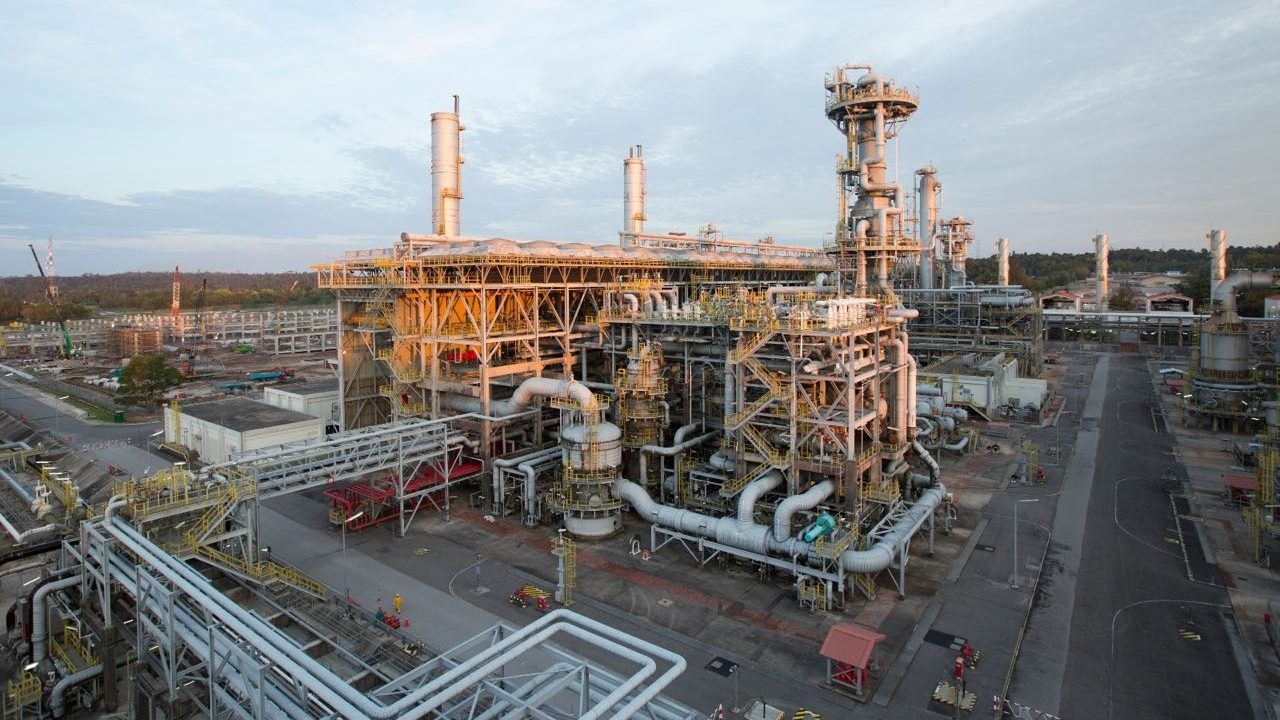 Petronas to Shut Down Sabah-Sarawak Gas Pipeline, Abandon 153 Wells 1 Petronas to Shut Down Sabah-Sarawak Gas Pipeline, Abandon 153 Wells
