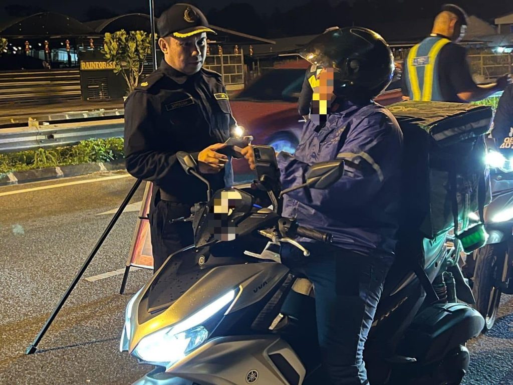 RTD Issues 360 Notices in Sarawak Under Op Khas Motosikal Operations 2 RTD Issues 360 Notices in Sarawak Under Op Khas Motosikal Operations