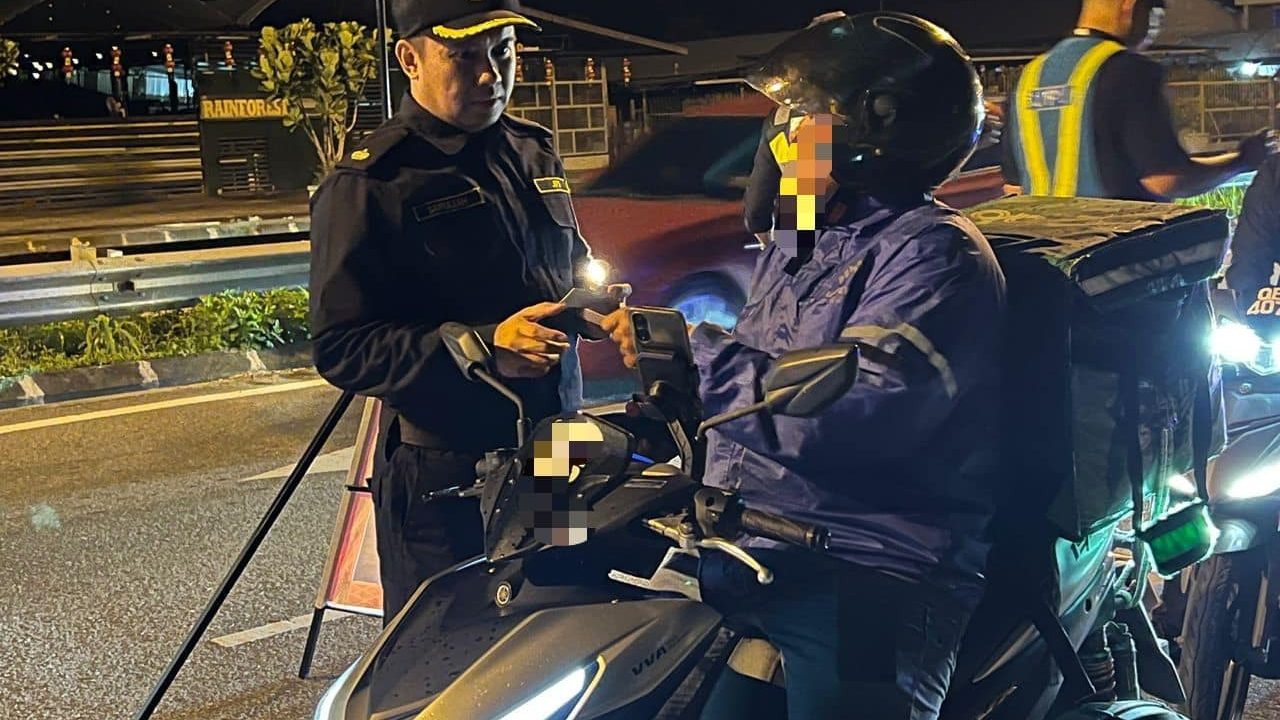 RTD Issues 360 Notices in Sarawak Under Op Khas Motosikal Operations 1 RTD Issues 360 Notices in Sarawak Under Op Khas Motosikal Operations