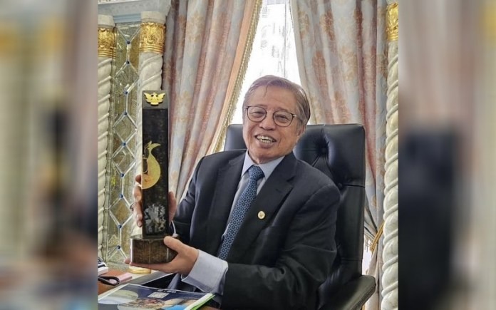 Record-Breaking 212 Entries for 11th Premier of Sarawak Environmental Award: A Step Toward Sustainability 2 Record-Breaking 212 Entries for 11th Premier of Sarawak Environmental Award A Step Toward Sustainability