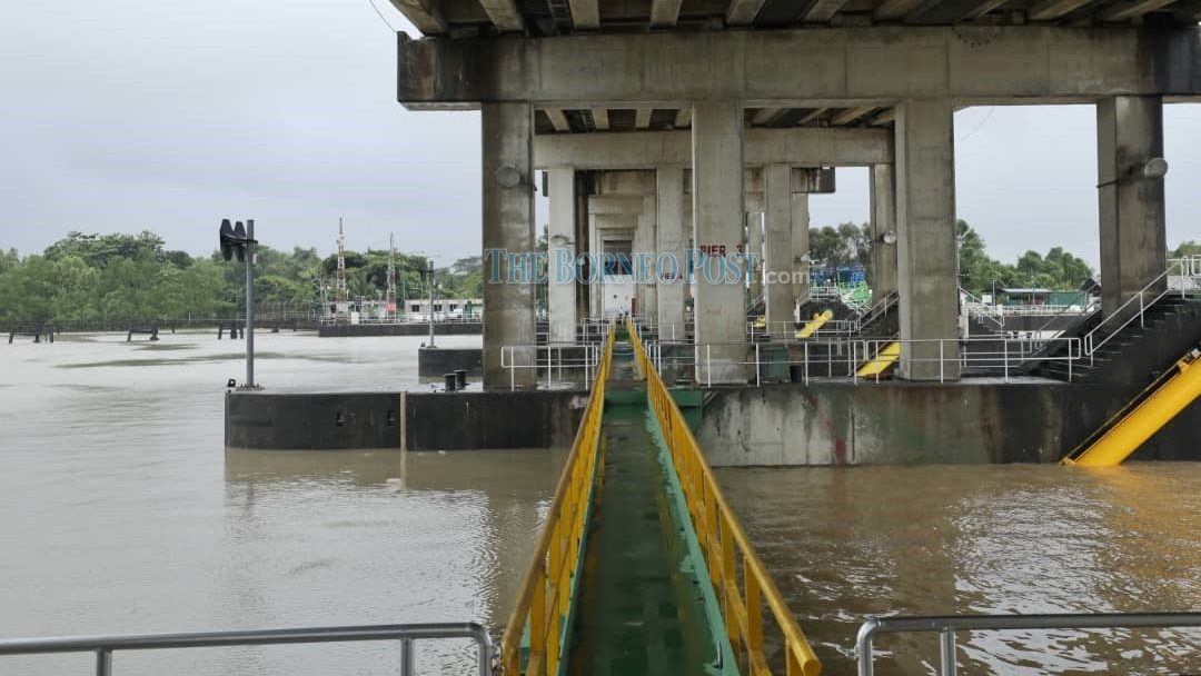 Sarawak Braces for 6.1m King Tide and Flood Risk Amid Heavy Rain 1 Sarawak Braces for 6.1m King Tide and Flood Risk Amid Heavy Rain