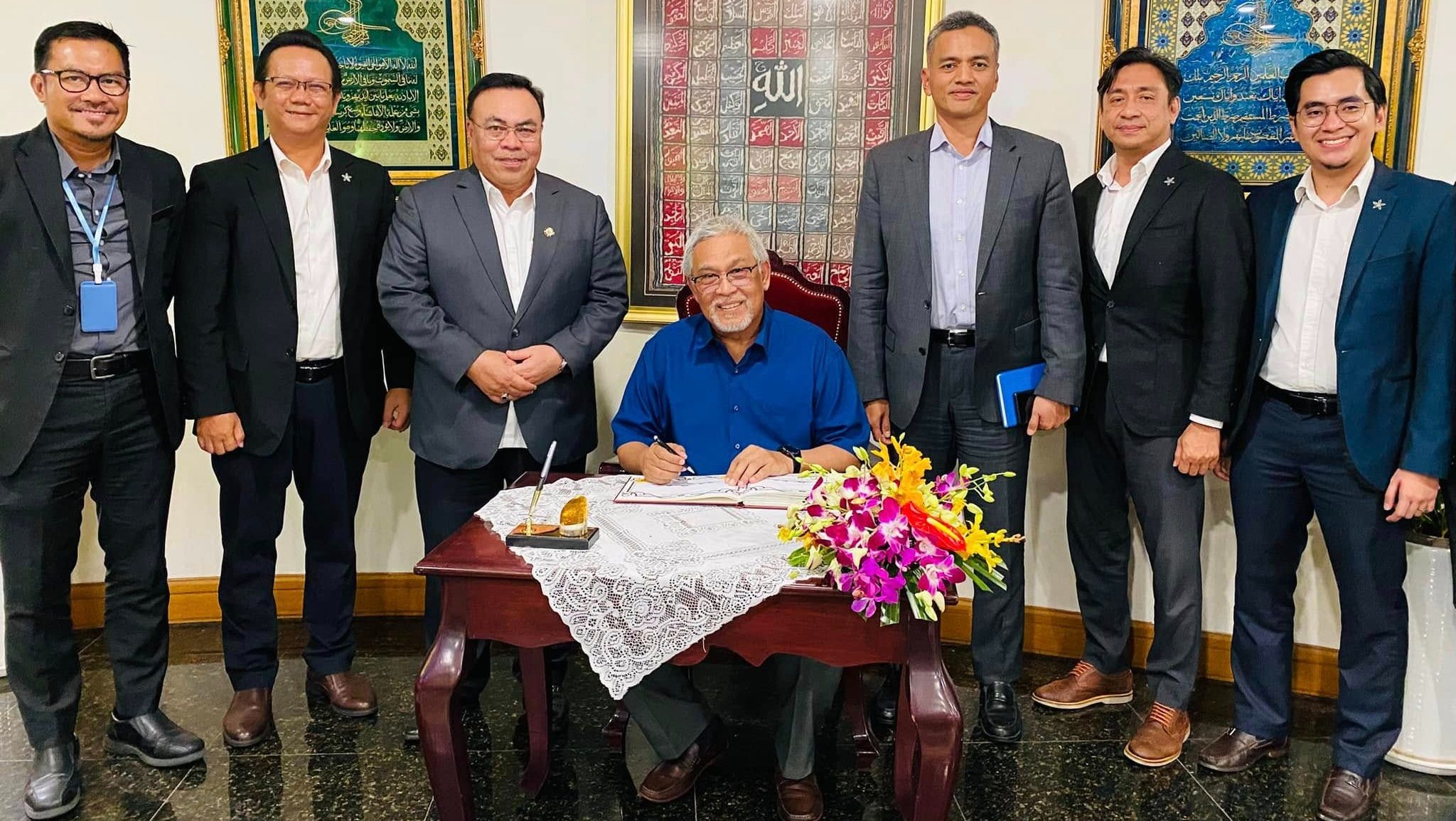 AFFIN Bank Strengthens Ties with DBKU, Eyes CSR Collaboration 1 AFFIN Bank Strengthens Ties with DBKU, Eyes CSR Collaboration