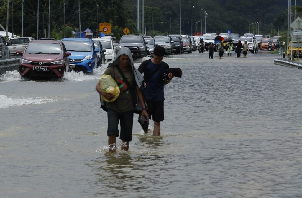 Flood Situation Improves in Sarawak: Decline in Evacuees But Mukah Faces Rising Numbers 2 Flood Situation Improves in Sarawak Decline in Evacuees But Mukah Faces Rising Numbers