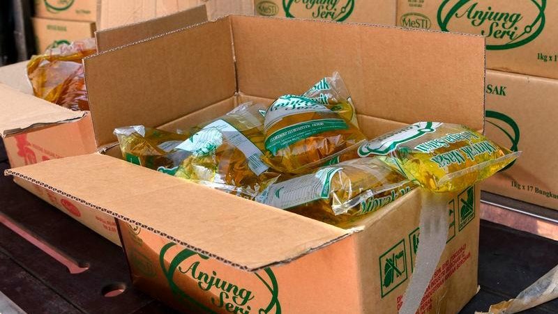 Indonesian Man Fined RM10,000 for Smuggling Cooking Oil in Sarawak 1 Indonesian Man Fined RM10,000 for Smuggling Cooking Oil in Sarawak