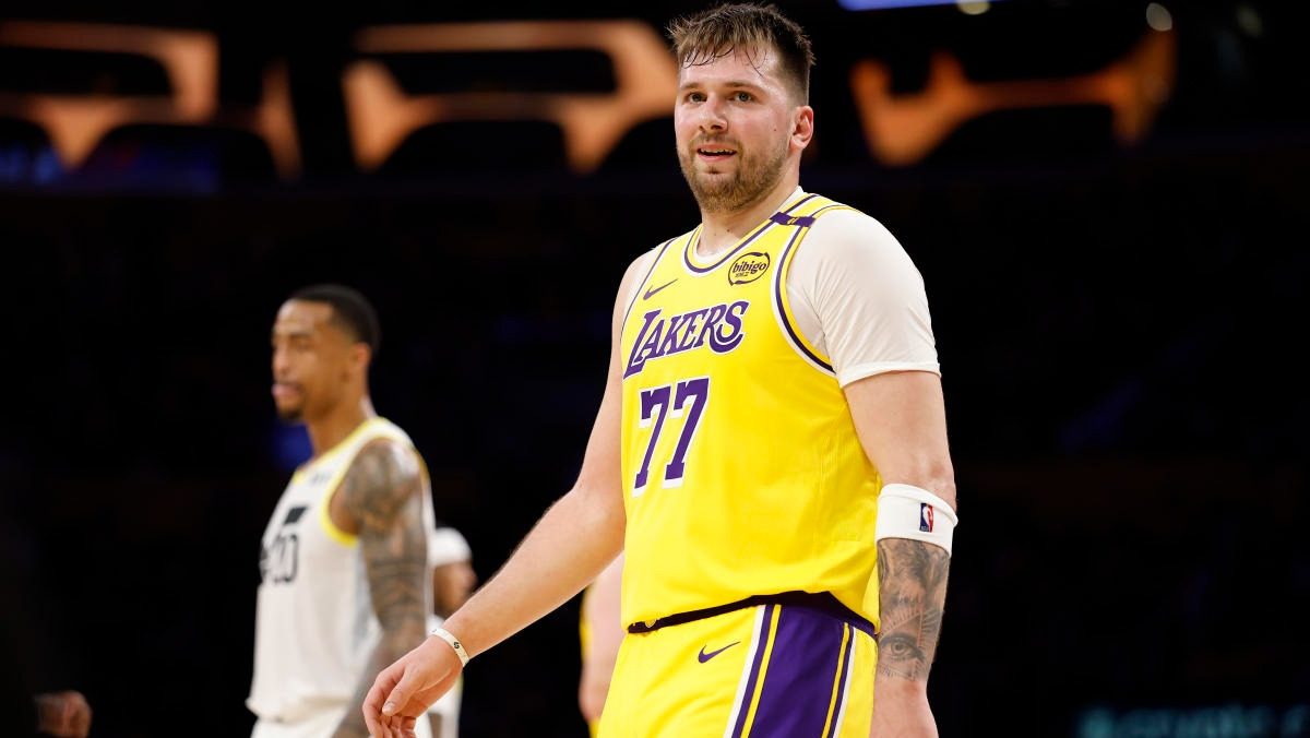 Luka Dončić Shines in Lakers Debut as Dirk Nowitzki Shows Support 1 Luka Dončić Shines in Lakers Debut as Dirk Nowitzki Shows Support