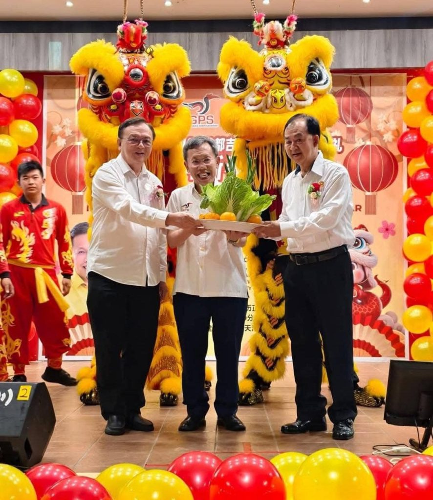 SUPP N13 Batu Kitang Branch Swearing-In Ceremony and Chinese New Year Celebration Dinner 2025 2 SUPP N13 Batu Kitang Branch Swearing-In Ceremony and Chinese New Year Celebration Dinner 2025