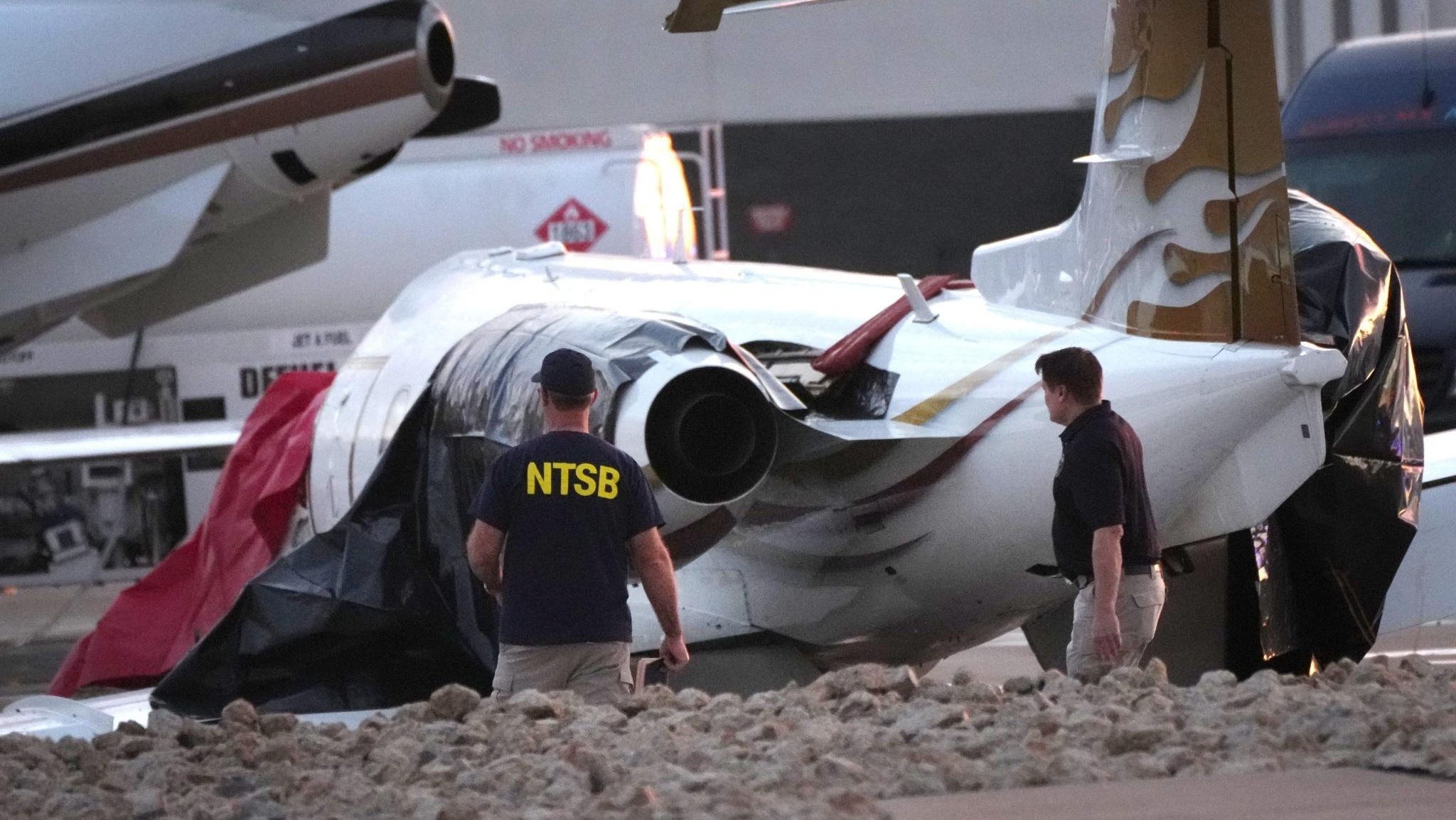 Shocking Crash: Vince Neil Jet Hits Parked Plane, Pilot Dies in Tragedy 1 Shocking Crash Vince Neil Jet Hits Parked Plane, Pilot Dies in Tragedy