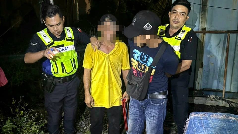 Sibu Police Foil Cable Theft Attempt, Arrest Two Suspects at Factory 1 Sibu Police Foil Cable Theft Attempt, Arrest Two Suspects at Factory