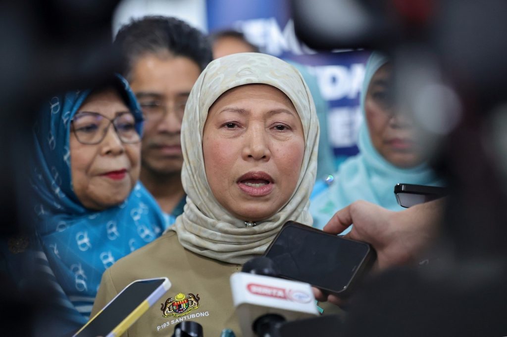 Sufficient Food and Relief Efforts for Flood Victims in Sabah, Sarawak – Nancy Shukri 2 Sufficient Food and Relief Efforts for Flood Victims in Sabah, Sarawak – Nancy Shukri