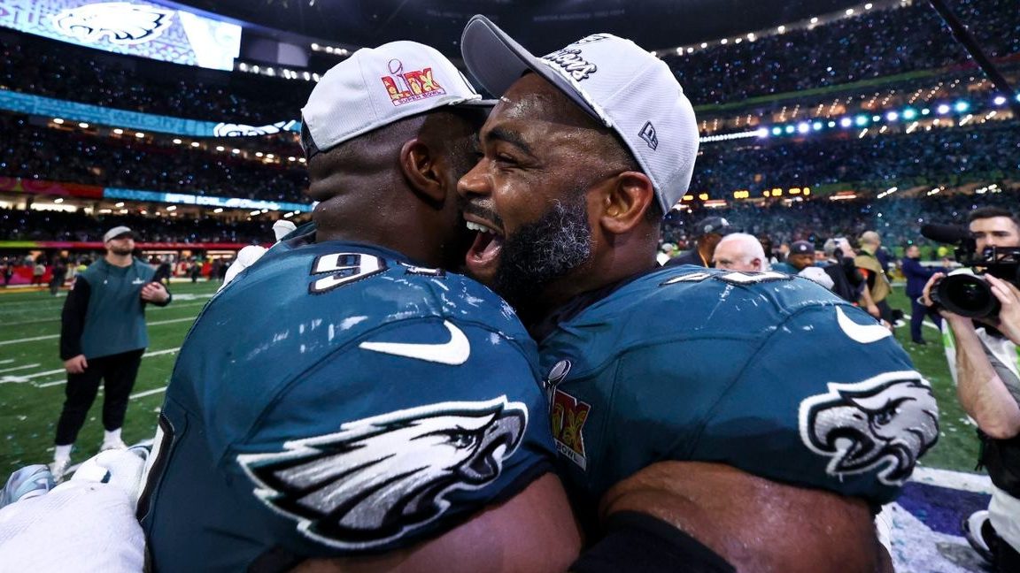 Super Bowl 2025 Chiefs Edge Out Eagles in a Nail-Biter Final