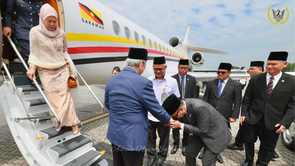 TYT Wan Junaidi Arrives in KL for 268th Conference of Rulers Meeting 2 TYT Wan Junaidi Arrives in KL for 268th Conference of Rulers Meeting