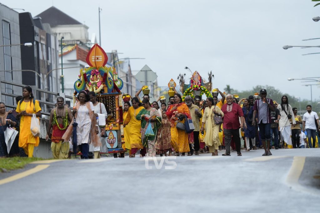 Thaipusam 2025 in Kuching: Thousands Join Chariot Procession and Prayer 4 Thaipusam 2025 in Kuching Thousands Join Chariot Procession and Prayer