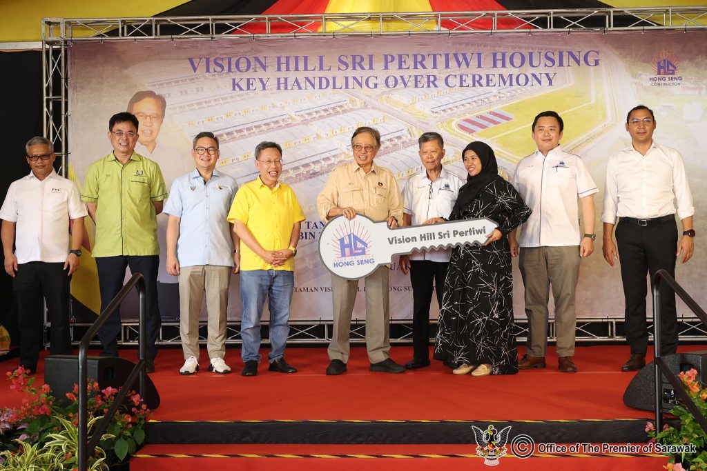 252 Families Receive Affordable Homes Keys at Vision Park Kuching 2 252 Families Receive Affordable Homes Keys at Vision Park Kuching