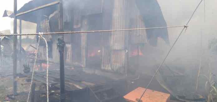 Elderly Man Suffers Burns in Sri Aman House Fire