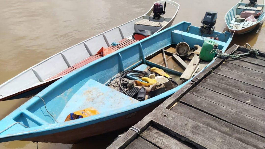 Electrician Feared Drowned After Boat Hits Floating Log in Dalat