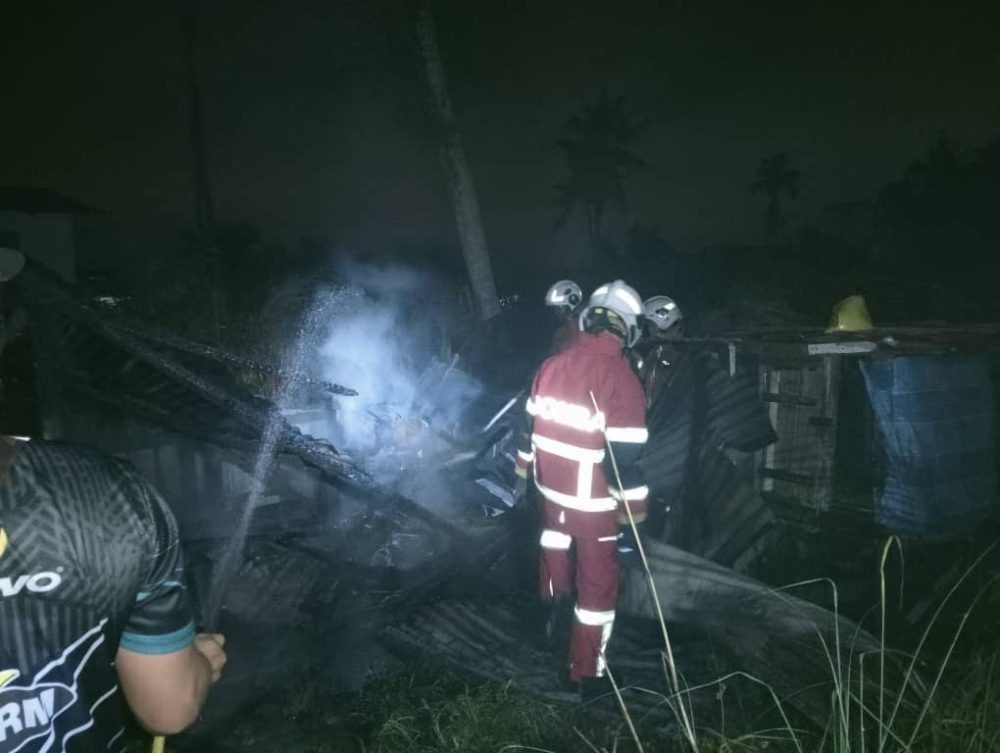 Fire Destroys Power Generator Shed in Kampung Pasir, Miri
