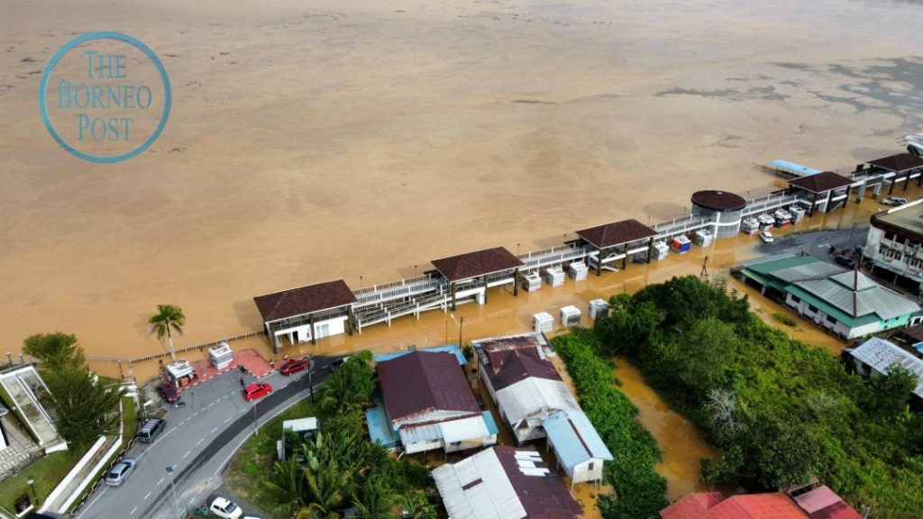 Four Water Treatment Plants in Sarawak Shut Down Due to Severe Floods 2 Four Water Treatment Plants in Sarawak Shut Down Due to Severe Floods