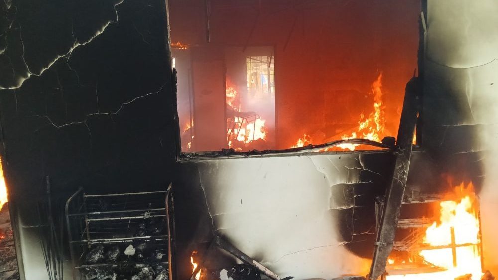 House in Kampung Sibuluh Catches Fire, Firefighters Act Fast