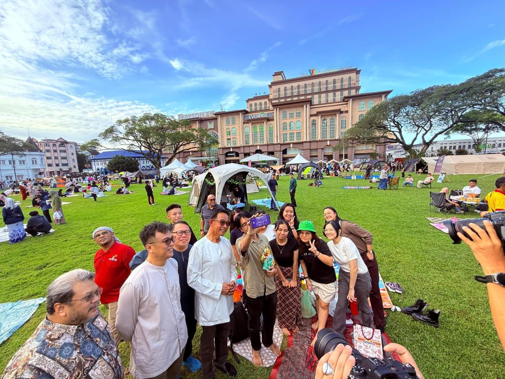 Juh Berambeh Sungkei 2025 Unites Over 5,000 Kuching Residents 2 Juh Berambeh Sungkei 2025 Unites Over 5,000 Kuching Residents