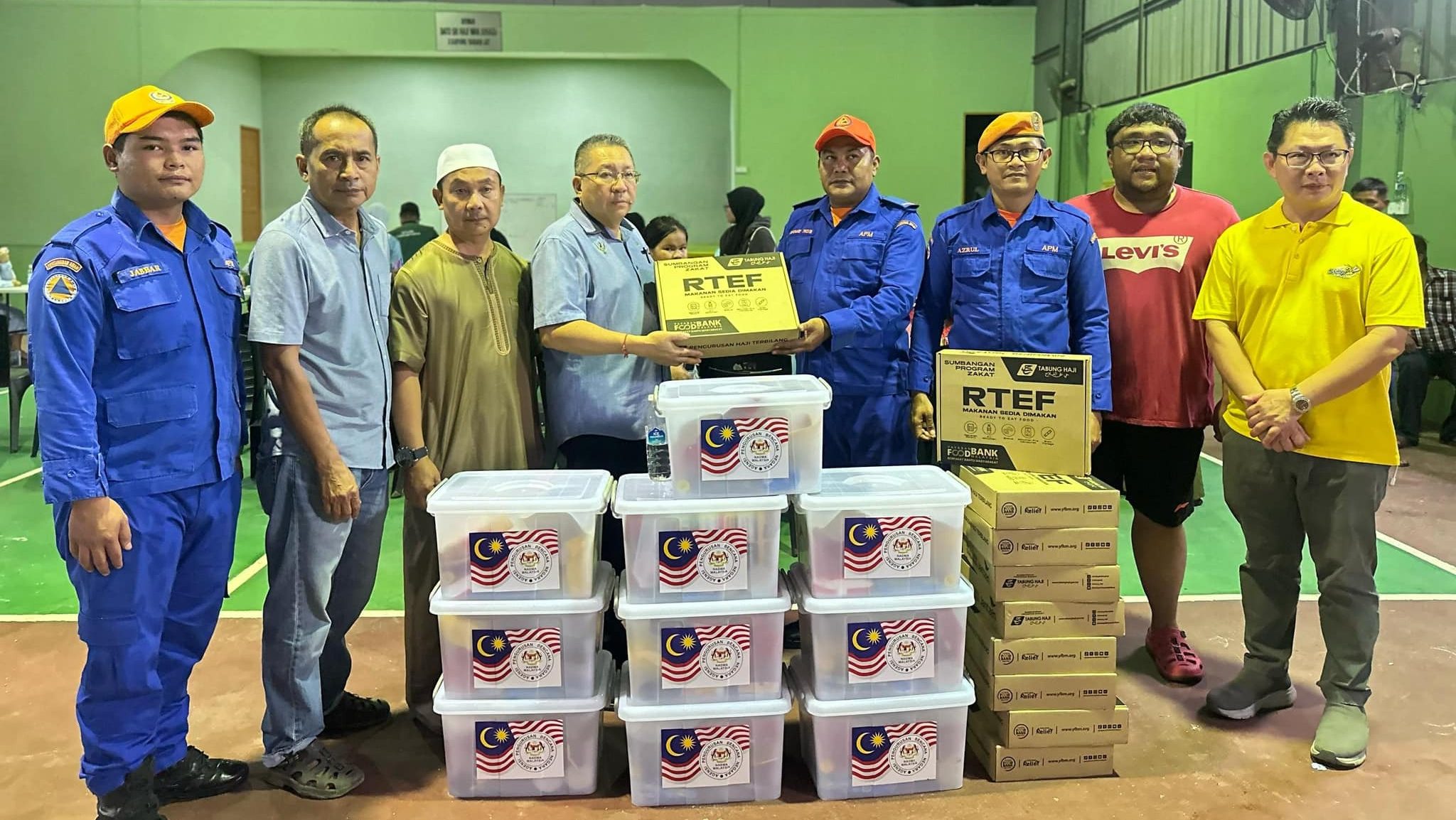 Kampung Tabuan Melayu Fire Victims Moved to PPS Dewan Haji Wan Junaidi for Shelter