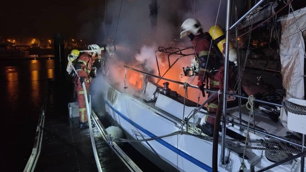 Luxury Yacht Catches Fire at Marina Bay Miri, Sparks Panic 1 Luxury Yacht Catches Fire at Marina Bay Miri, Sparks Panic