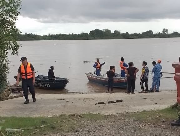 Man Missing While Fishing in Sungai Sageng, Simunjan 2 Man Missing While Fishing in Sungai Sageng, Simunjan