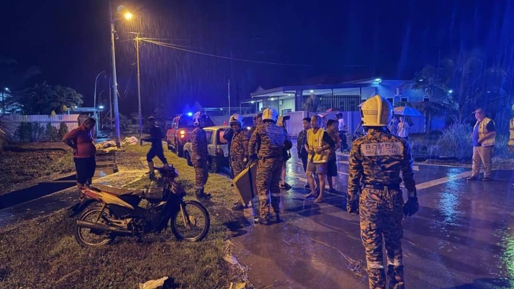 Motorcyclist Injured in Skid Accident at Jalan Katibas, Song
