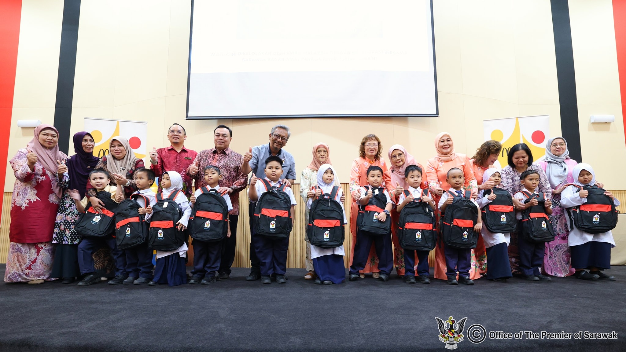 SABATI Donates RM20,000 to Support Ronald McDonald House in Kuching