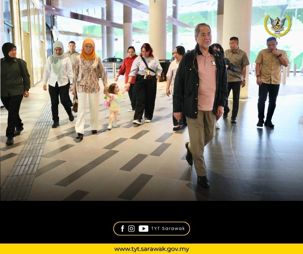 Sarawak Governor Enjoys Precious Family Time at The Exchange TRX