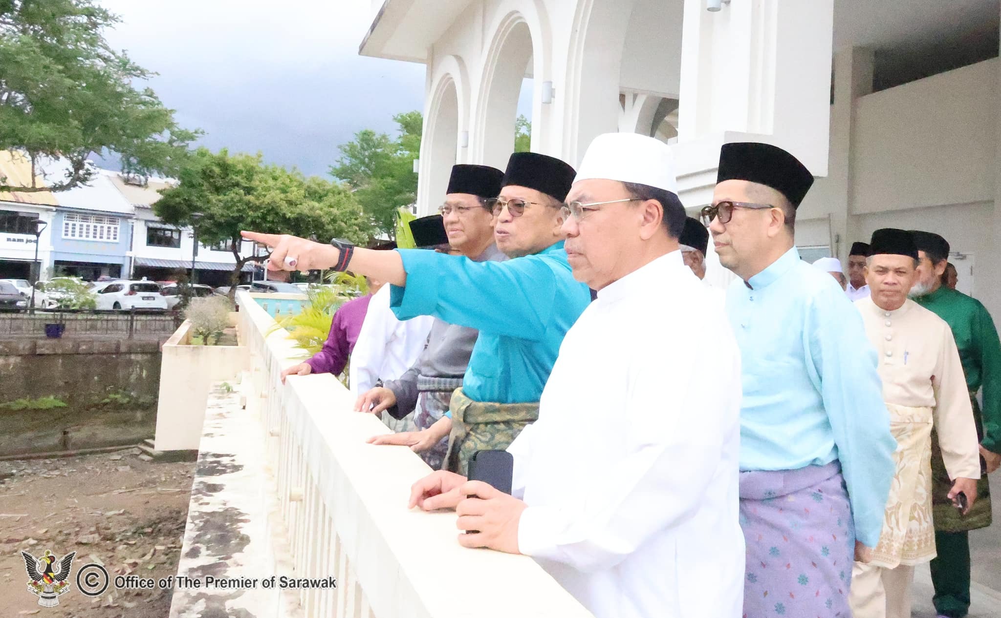 Sarawak Premier Joins Friday Prayers at Masjid India Bandar Kuching