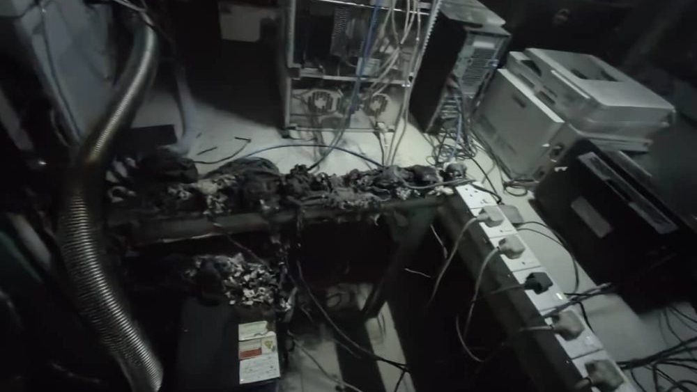 Small Fire at JKNS Lab Due to Short Circuit, Quickly Controlled 1 Small Fire at JKNS Lab Due to Short Circuit, Quickly Controlled