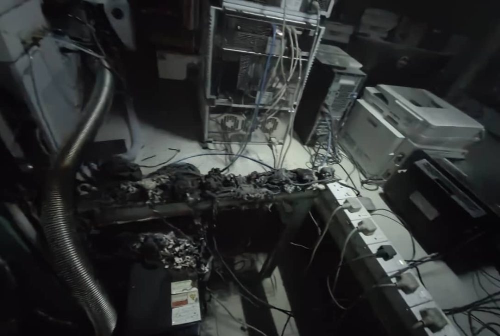 Small Fire at JKNS Lab Due to Short Circuit, Quickly Controlled 2 Small Fire at JKNS Lab Due to Short Circuit, Quickly Controlled