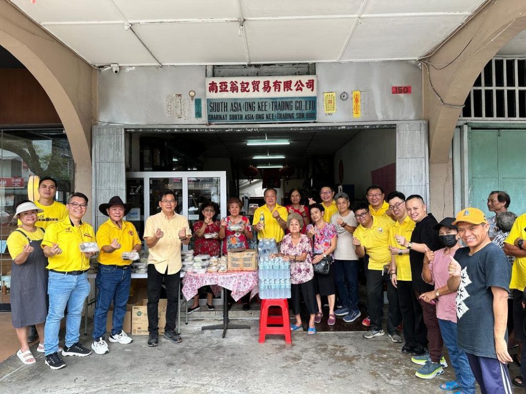 Team Dynamic Kuching Spreads Love with Free Vegetarian Food Giveaway 2 Team Dynamic Kuching Spreads Love with Free Vegetarian Food Giveaway