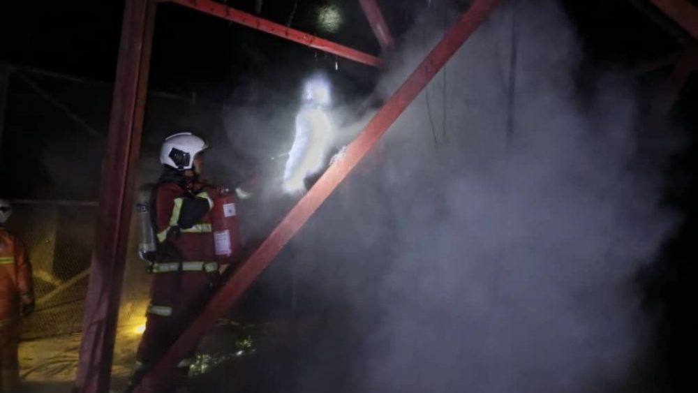 Telecommunications Tower in Niah Catches Fire, 50% Damaged in Late Night Blaze