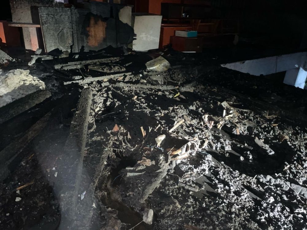 Fire Damages Room on First Floor of Bintulu Building, Minor Injury Reported 2 Fire Damages Room on First Floor of Bintulu Building, Minor Injury Reported