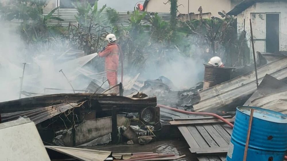 Fire Destroys Workers' House in Bintulu, Two Burn Victims Hospitalised