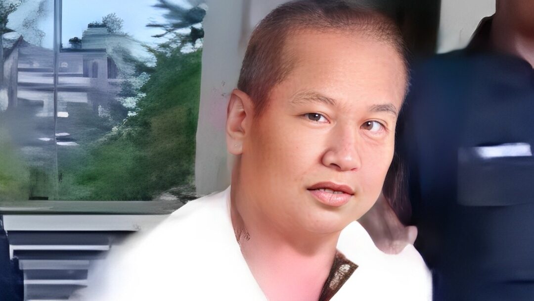 Lorry Driver Overstays 15 Years, Crashes Into 14 Vehicles! 1 Lorry Driver Overstays 15 Years, Crashes Into 14 Vehicles!