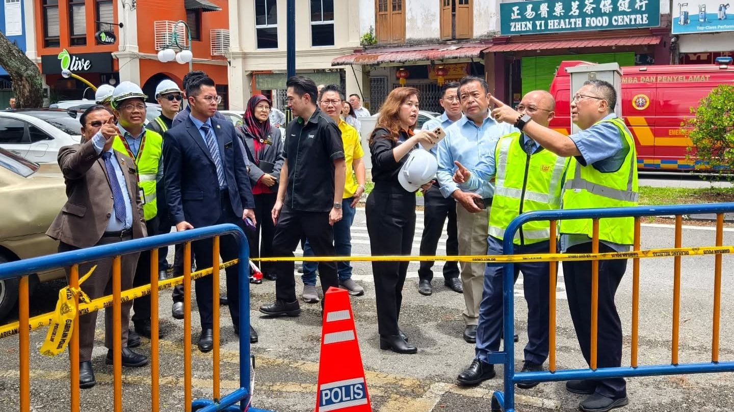 MBKS Responds Swiftly to Collapse of Heritage Building in Kuching
