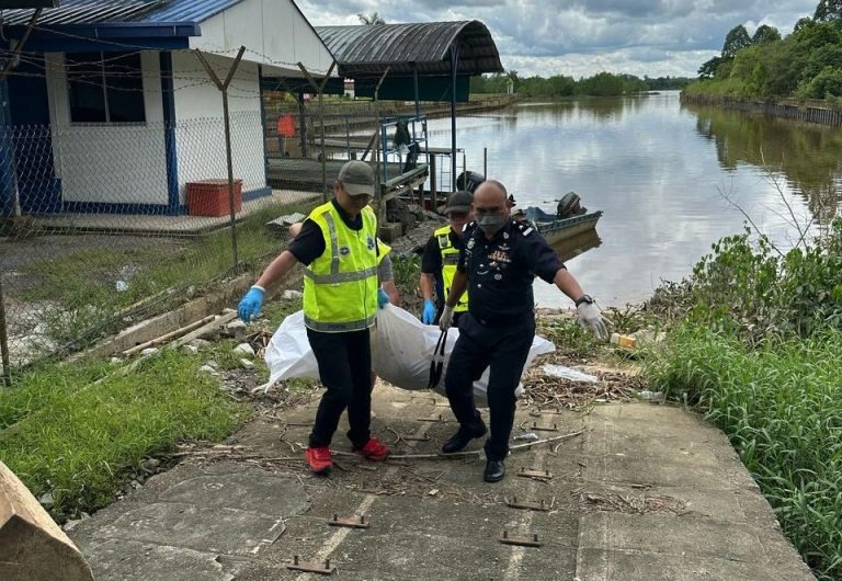 Naked Man's Body Found Floating in Rajang River, Sibu
