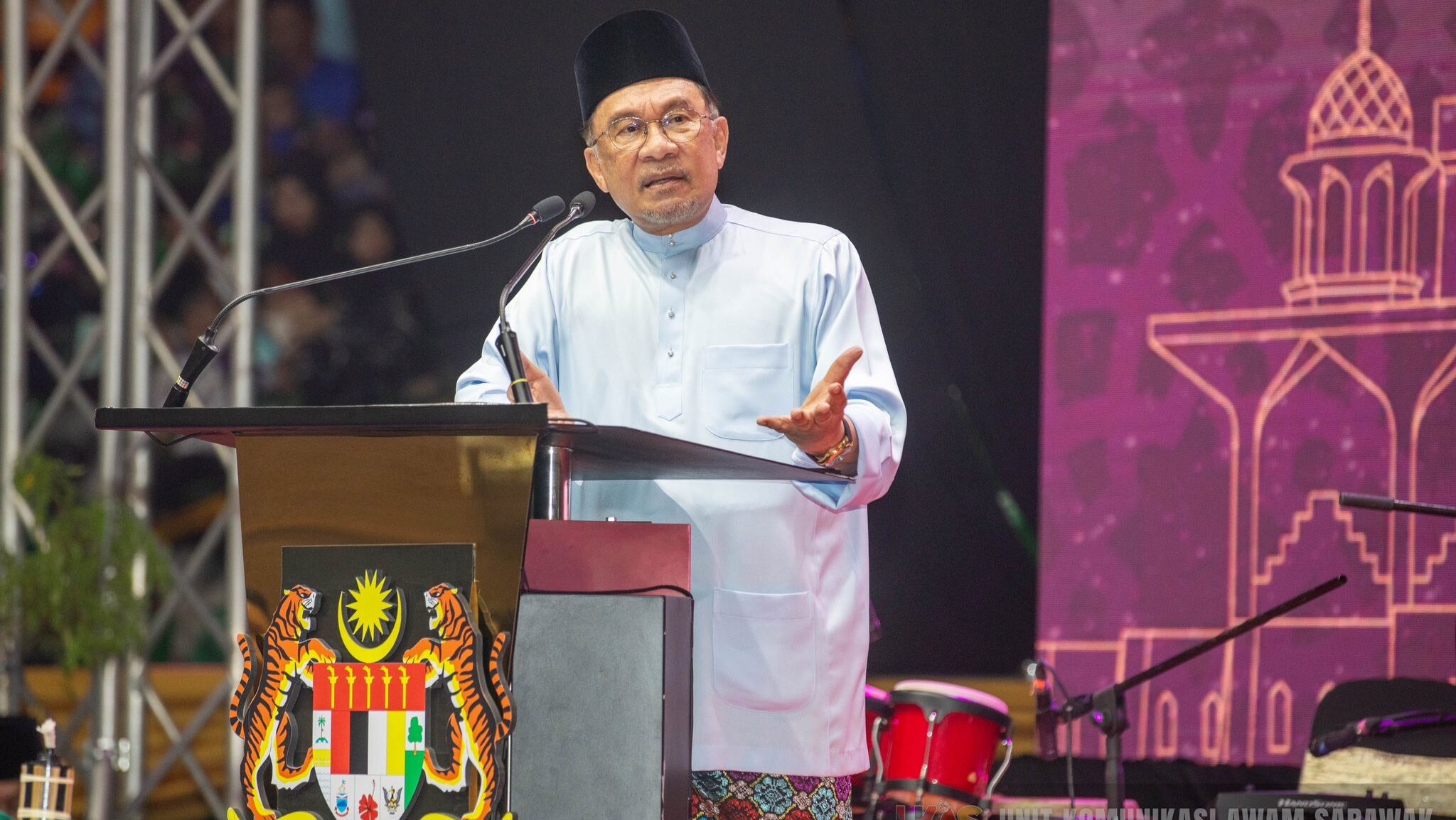Political Stability Key to Sarawak's Growth – PM Anwar Ibrahim 1 Political Stability Key to Sarawak's Growth – PM Anwar Ibrahim