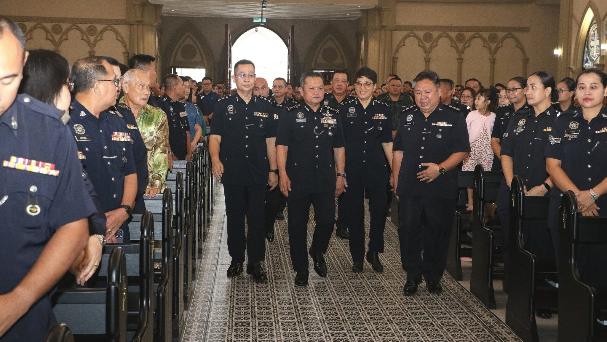 Sarawak Police Celebrate 218th Police Day with Special Christian Prayer