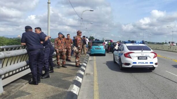 Search Ongoing for Man Feared Drowned After Jump from Tun Salahuddin Bridge