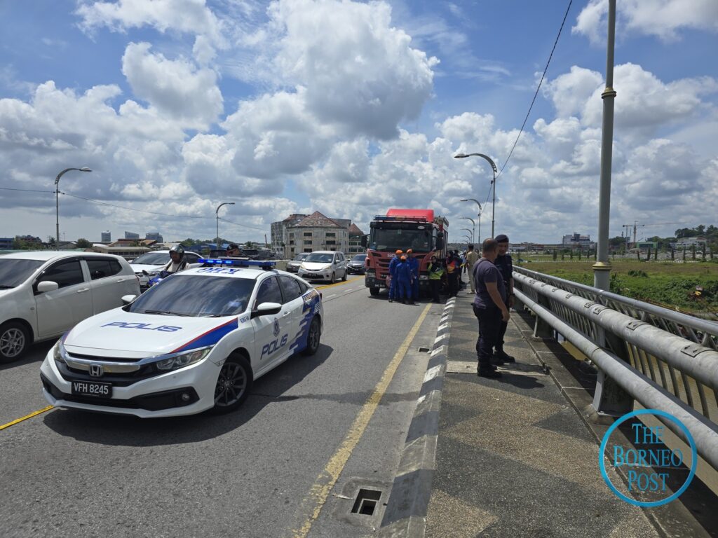 Search Underway for Man Feared Drowned at Tun Salahuddin Bridge