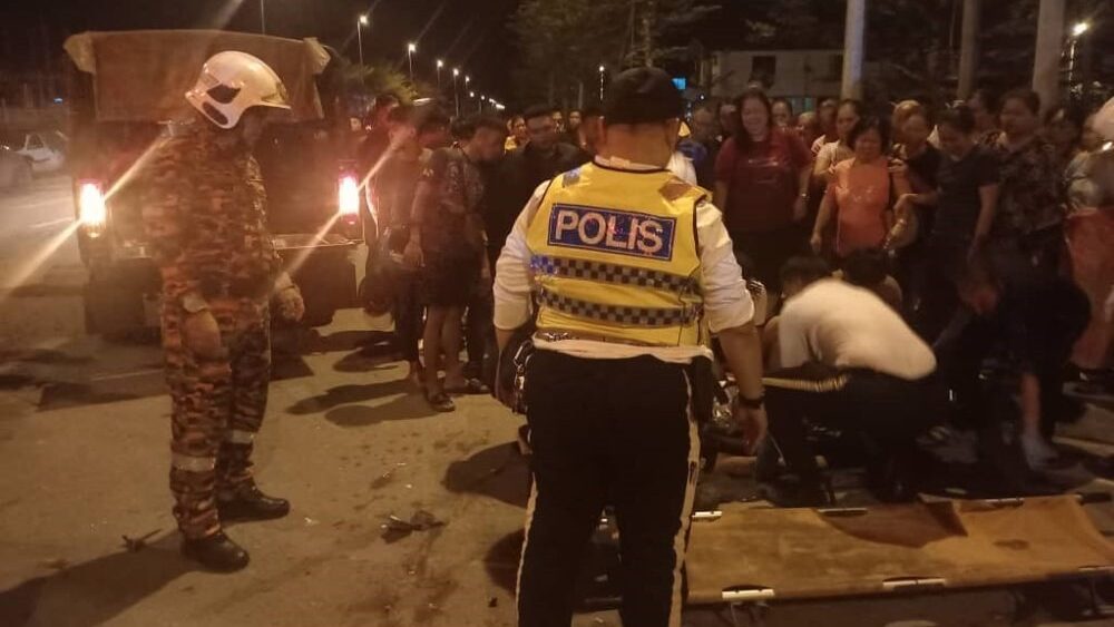 Tragic Night Crash in Sibu Jaya: One Dead, Another Injured in Bike Collision 1 Tragic Night Crash in Sibu Jaya One Dead, Another Injured in Bike Collision