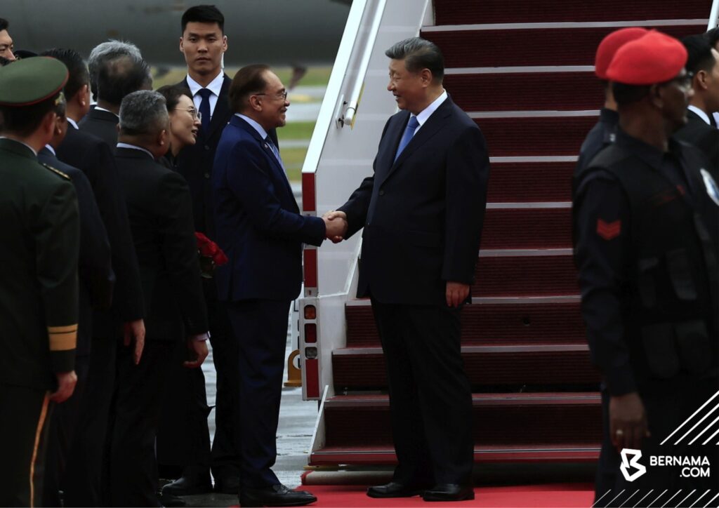 Xi Jinping’s Historic Visit Strengthens Malaysia-China Ties 2 Xi Jinping’s Historic Visit Strengthens Malaysia-China Ties
