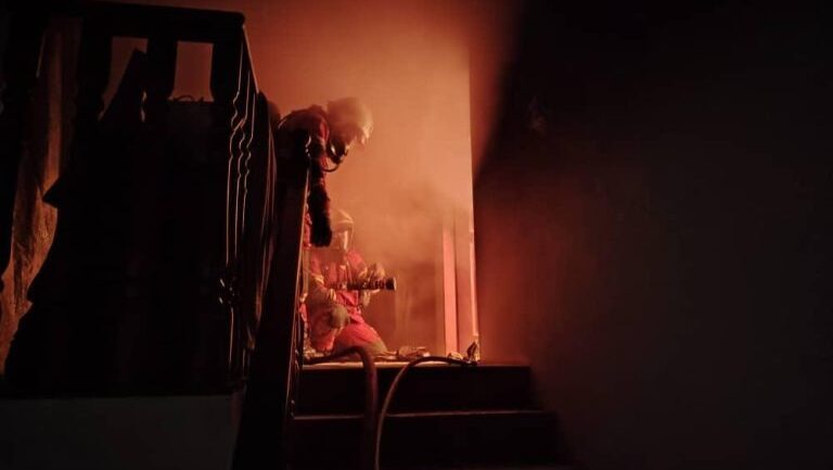 Quick-Thinking Firefighters Save Sibu House from Spreading Blaze 1 Quick-Thinking Firefighters Save Sibu House from Spreading Blaze